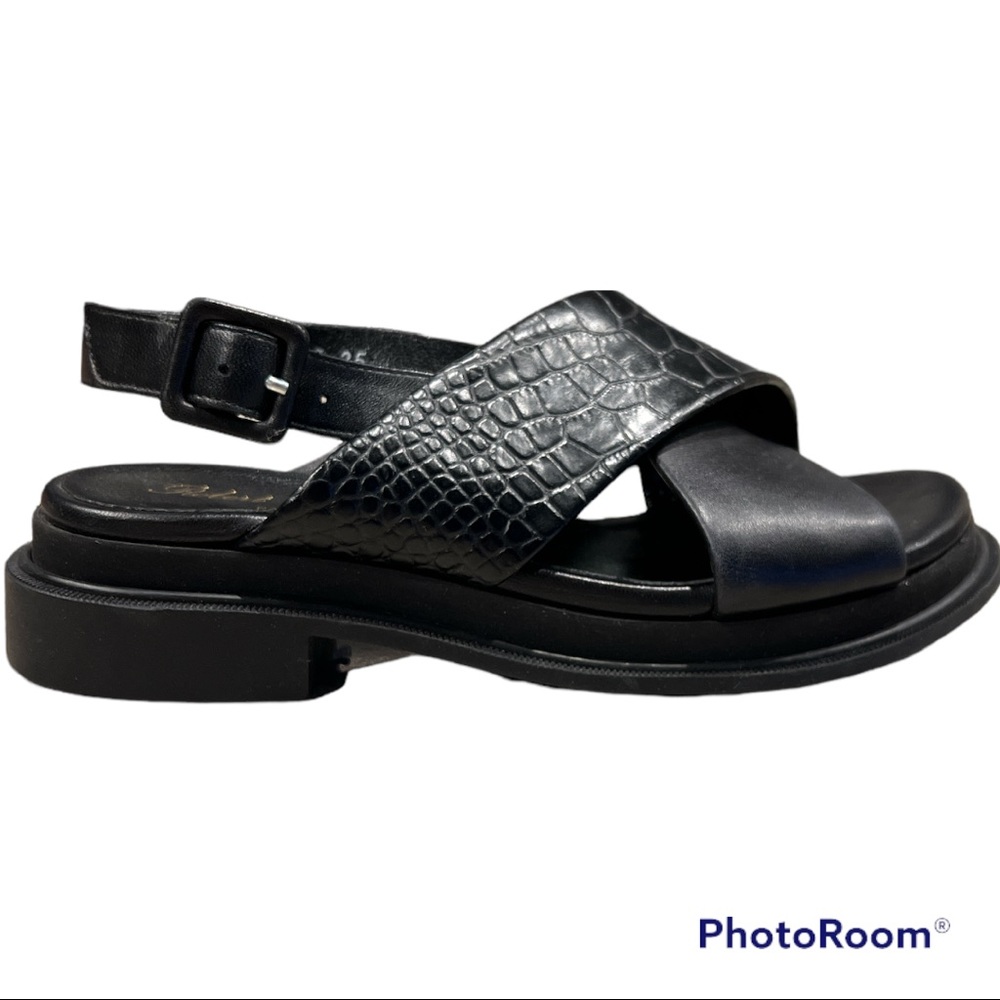 NEW Clergerie black leather city sandal sturdy rubber sole 37.5  US 7
